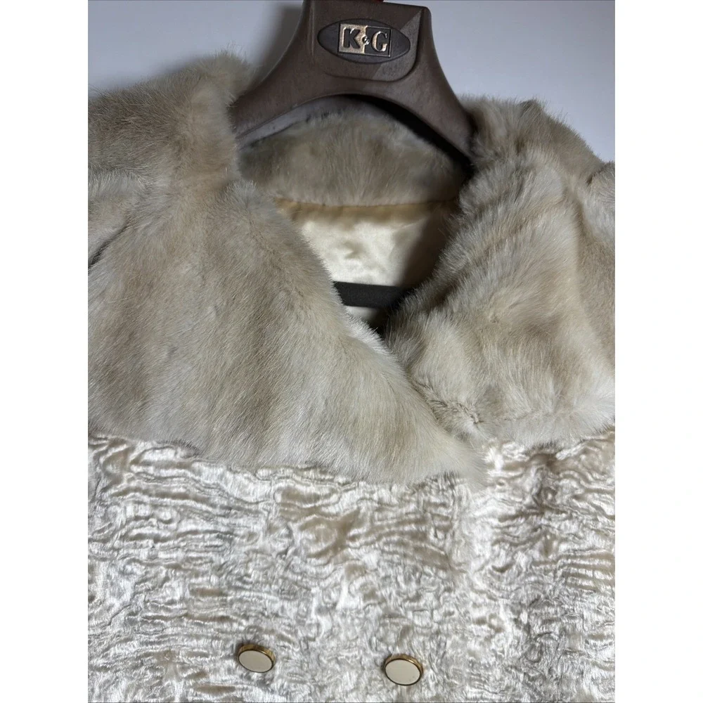 Aristocrat Women's Vintage Wool Blend‎ Fur Trim Coat Ivory Tan Short Sm/med 60's